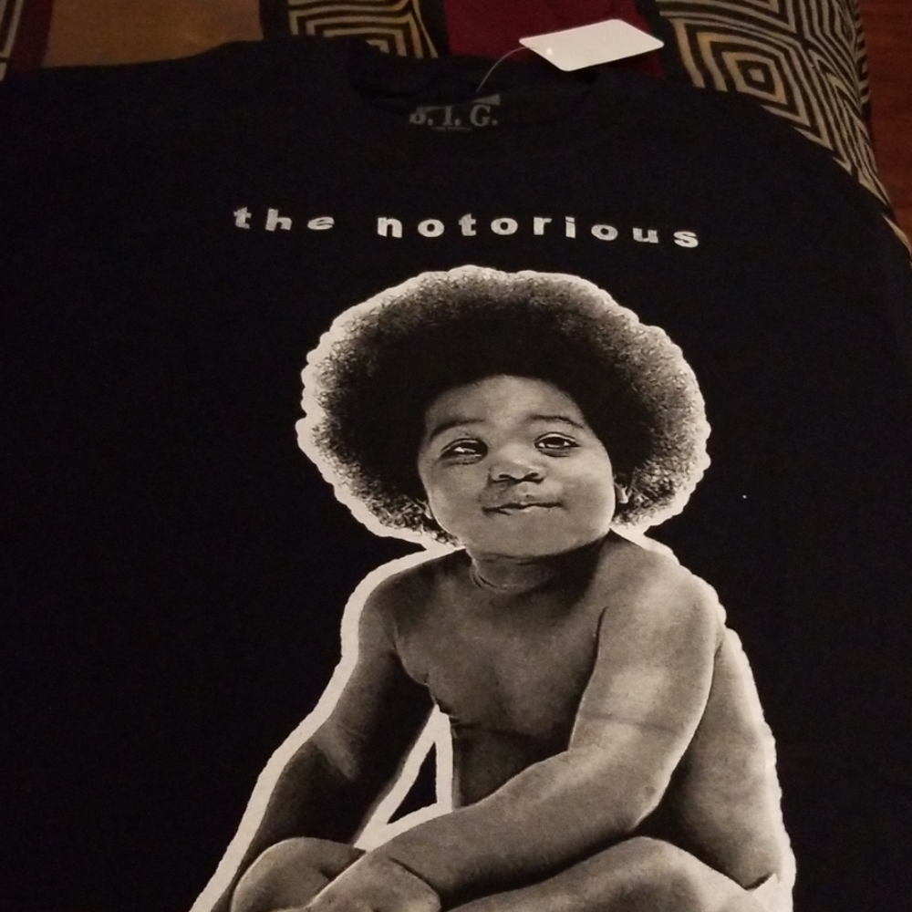 Tee shirt